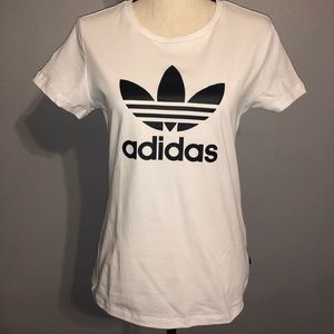 Adidas woman’s T-shirt NWT